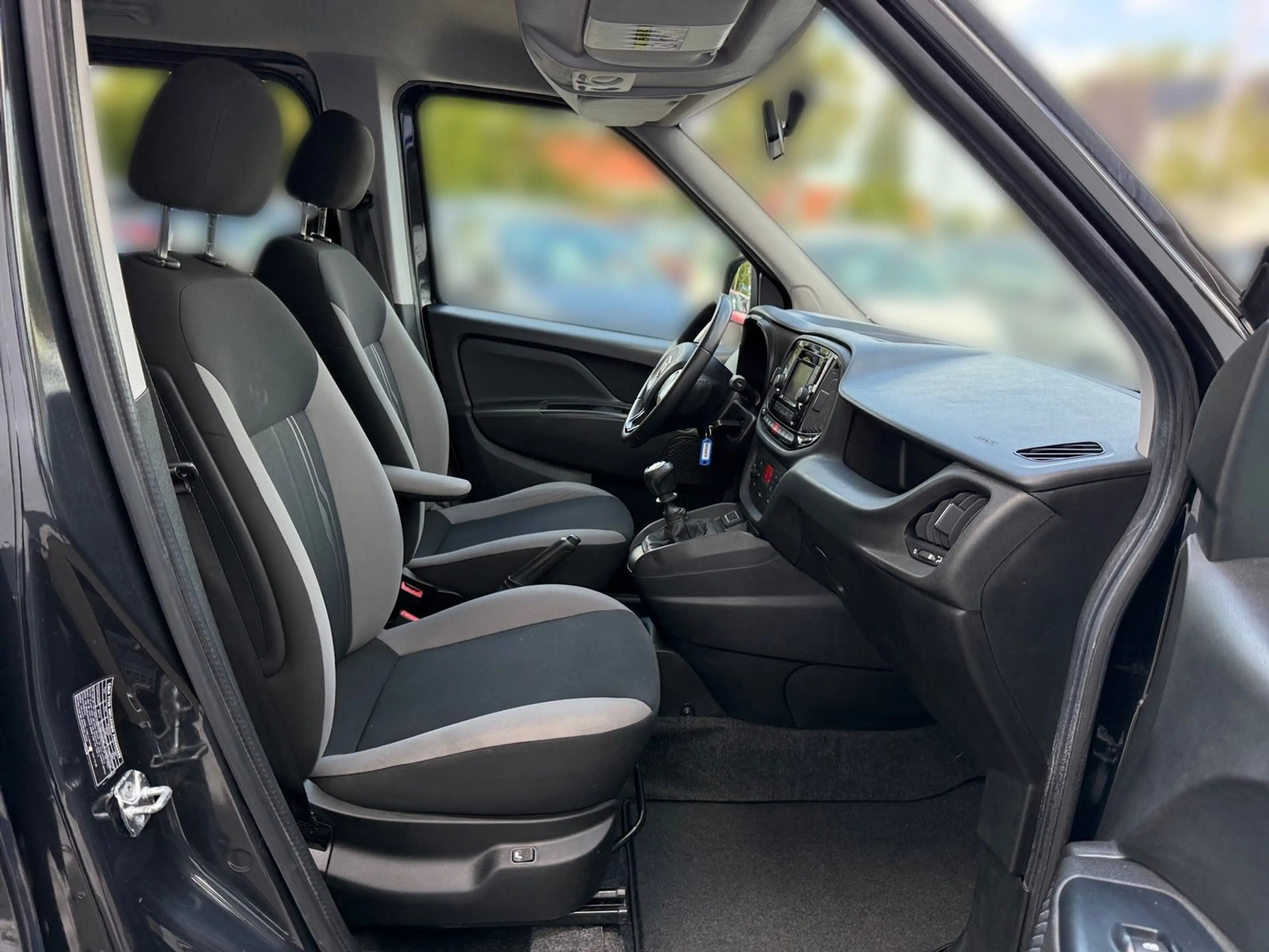 Fiat Doblo Doblò 2.0 Maxi Cargo Navi PDC Bluetooth Tempomat — photo 15