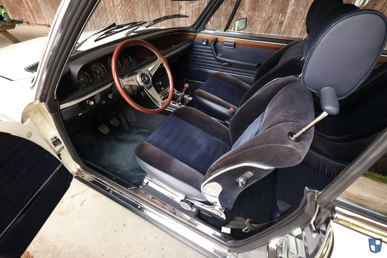 BMW 2.5 CS, foto 12