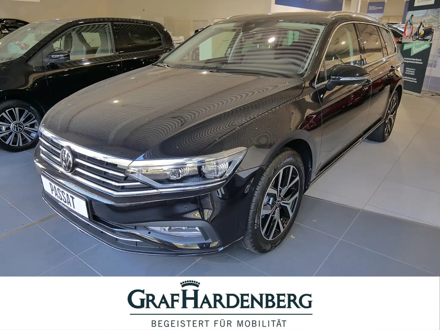 Volkswagen Passat Variant Business 2.0 TDI DSG NaviPro AHK Schwarz - 1