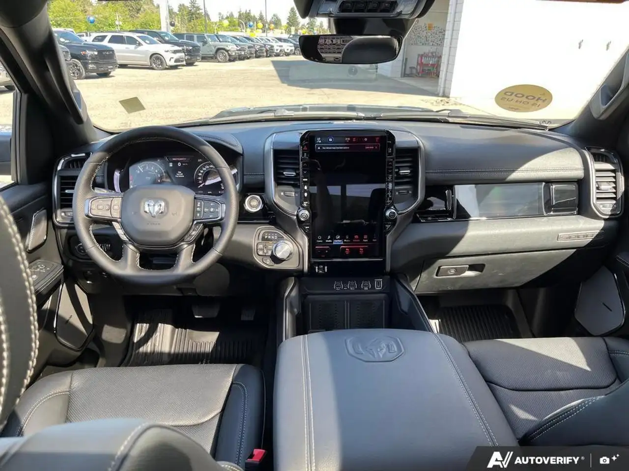 RAM 1500 снимка RAM 1500