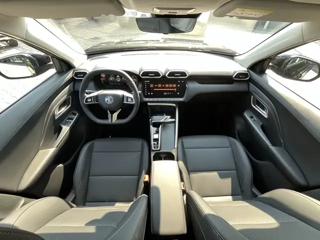 MG ZS view 10
