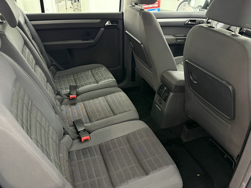 Volkswagen Touran 1.6 Goal, Klimaautom., Sitzheiz., HU neu! — photo 11
