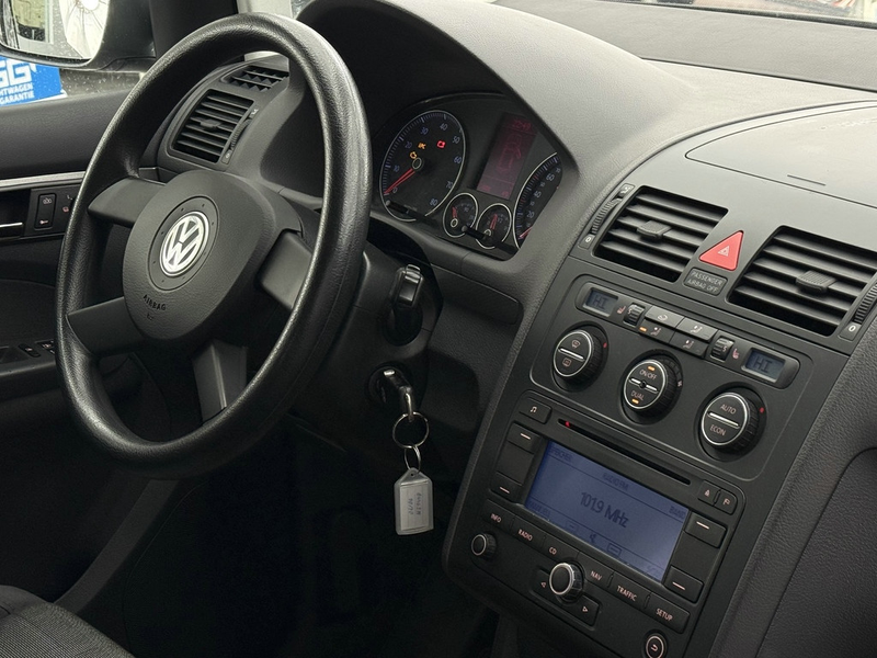 Volkswagen Touran 1.6 Goal, Klimaautom., Sitzheiz., HU neu! — photo 14