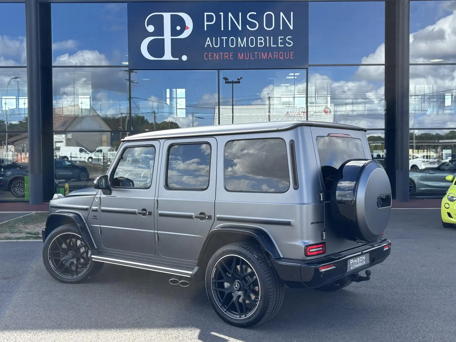 벤츠 G-Class G 63 AMG 2024 회색 사진 4