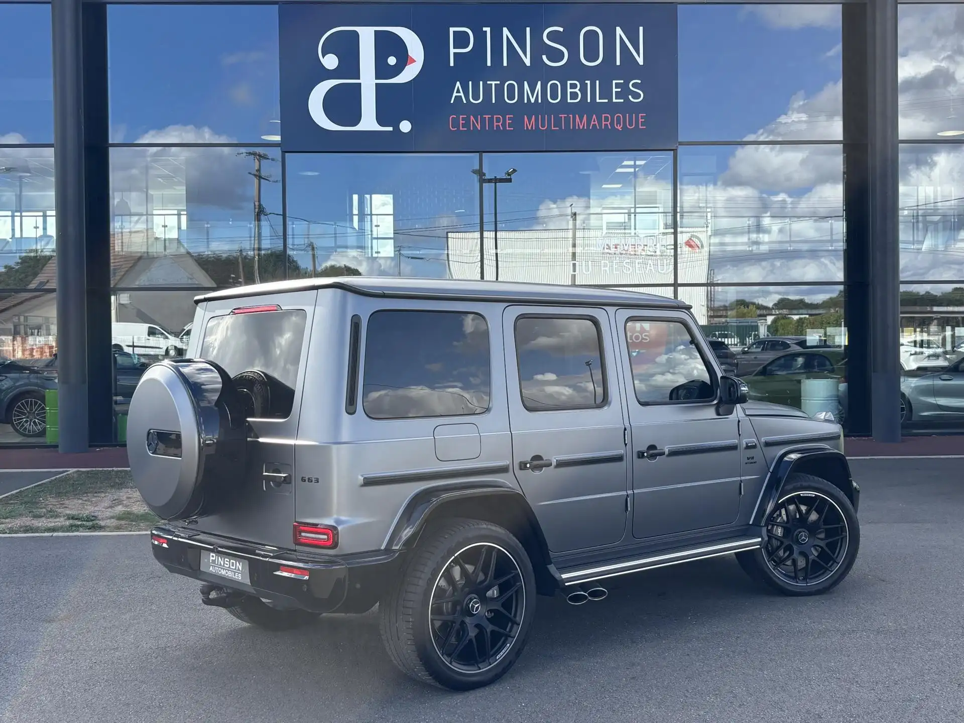 벤츠 G-Class G 63 AMG 2024 회색 사진 6