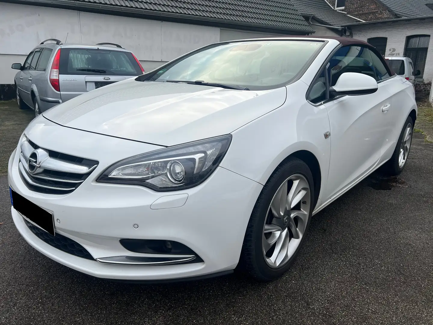 Opel Cascada 1.4 Turbo Innovation ecoFlex White - 1