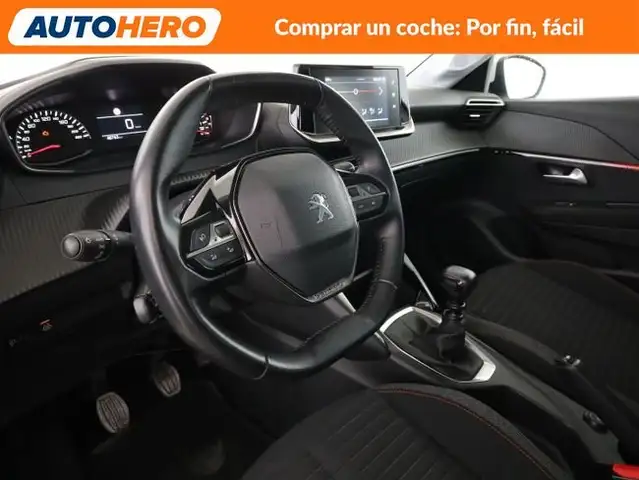 Peugeot 208 view 12