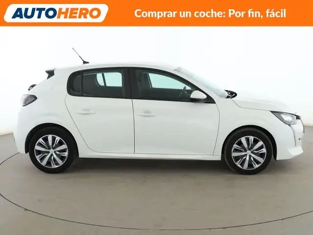 Peugeot 208 view 7