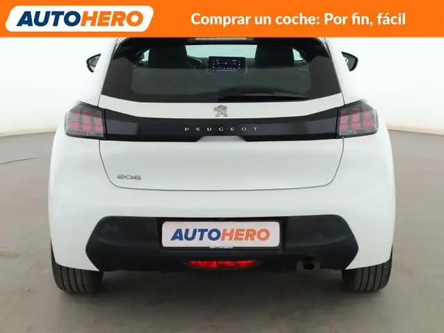 Peugeot 208 view 5