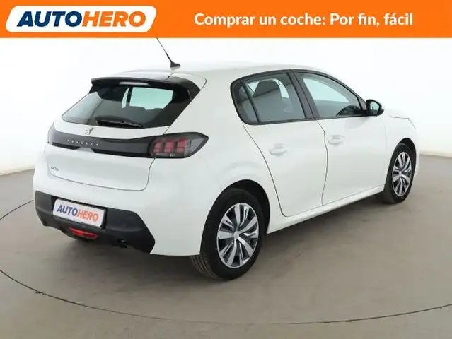 Peugeot 208 view 6