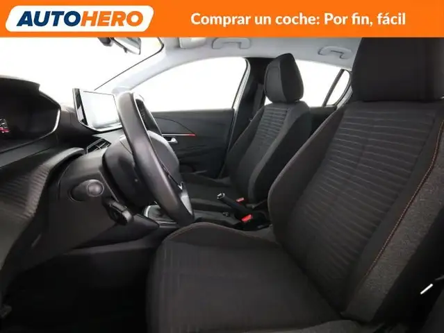 Peugeot 208 view 11