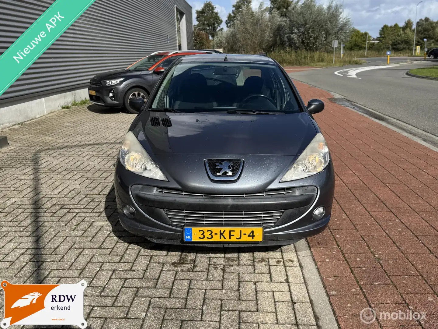 Peugeot 206 + 1.4 XS/MOOIE AUTO/NWE APK/AIRCO/CRUISCONTR Grijs - 1