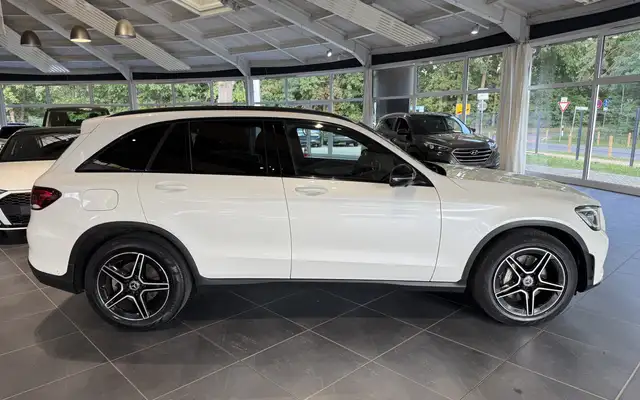 Mercedes-Benz GLC Class view 4