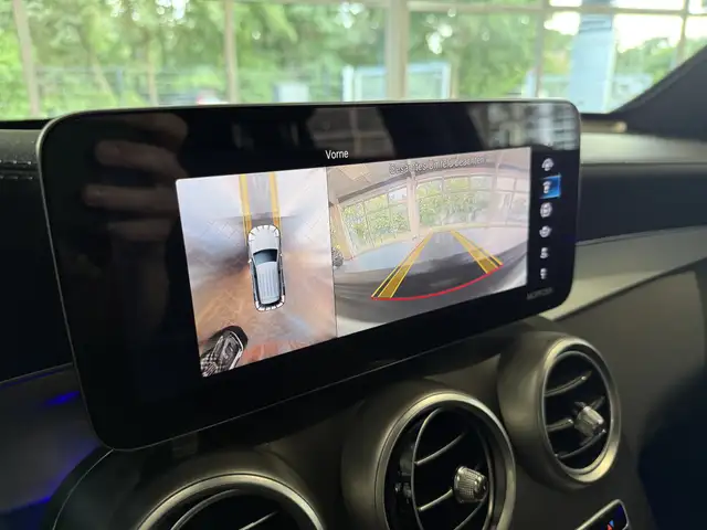 Mercedes-Benz GLC Class view 11