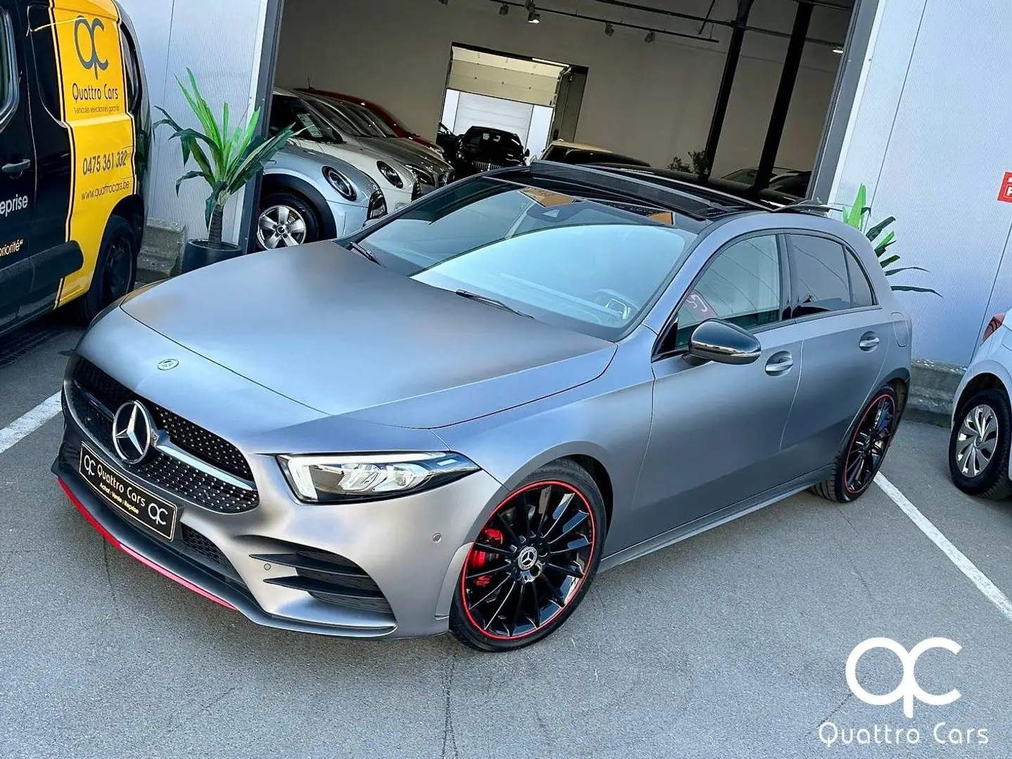 Mercedes-Benz A 180 d - AMG - Boite auto - Couleur Mat - Led - Mbux Gris - 1