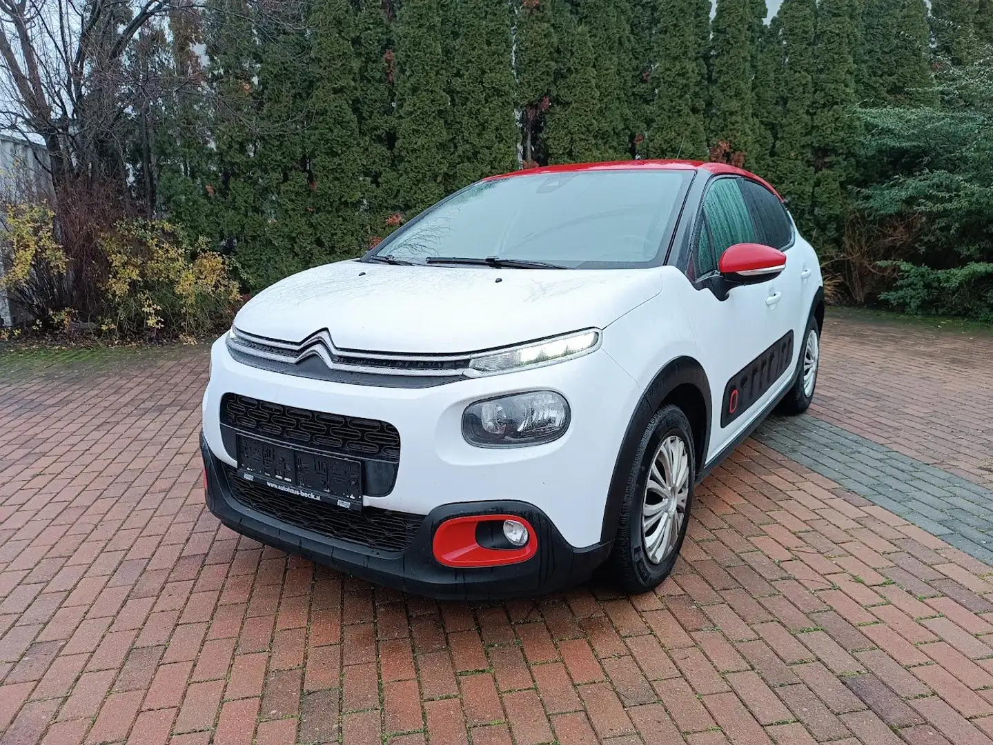 Citroen C3 C3 PureTech 82 5-Gang-Manuell Shine Shine Weiß - 2