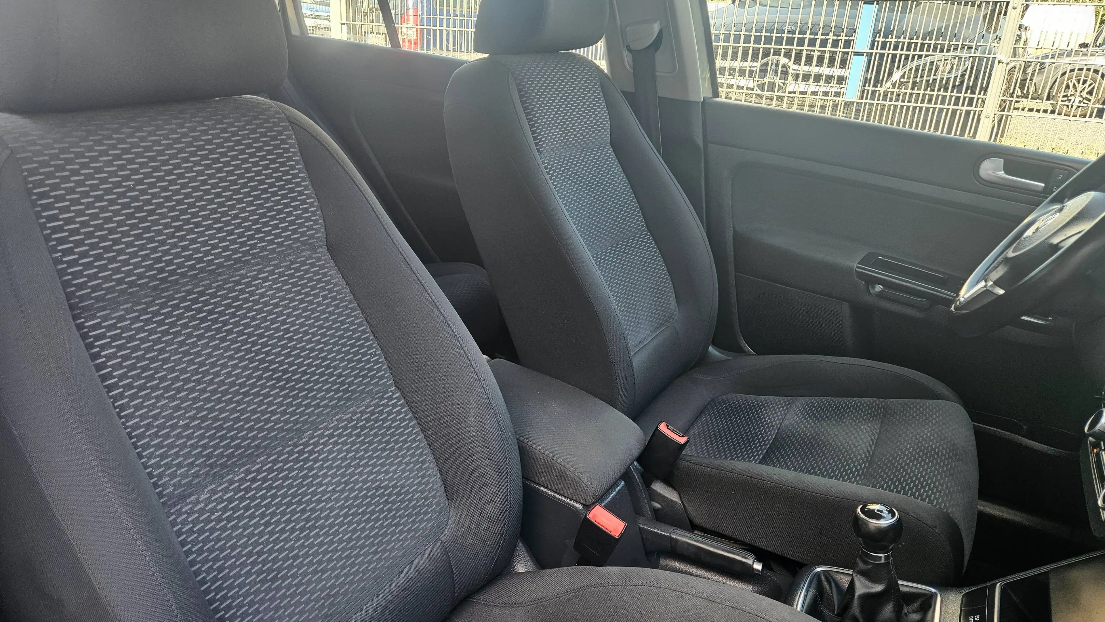 Volkswagen Golf Plus Golf VI Plus Diesel 1.6 TDI DPF Highline — photo 13