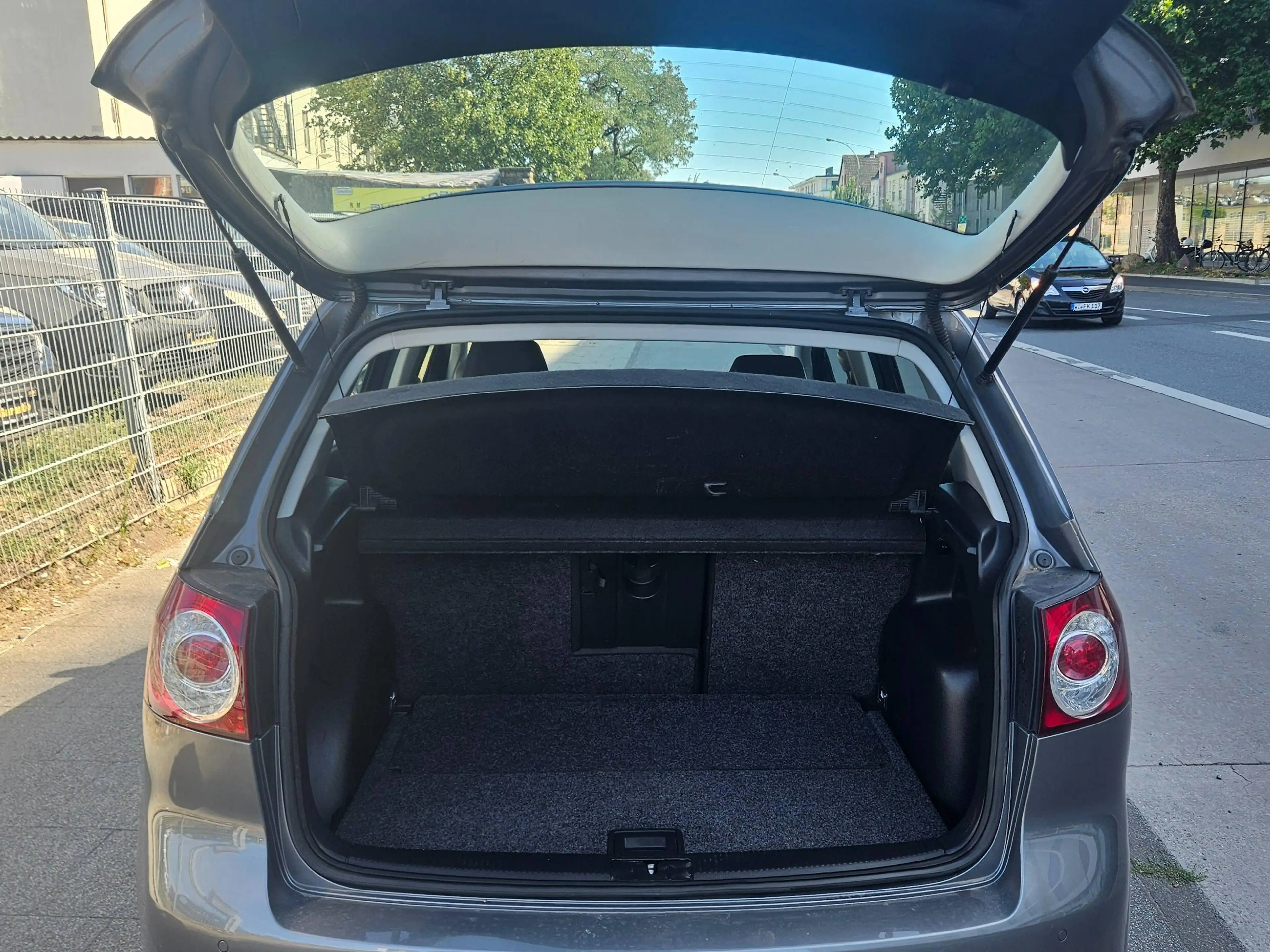 Volkswagen Golf Plus Golf VI Plus Diesel 1.6 TDI DPF Highline — photo 15