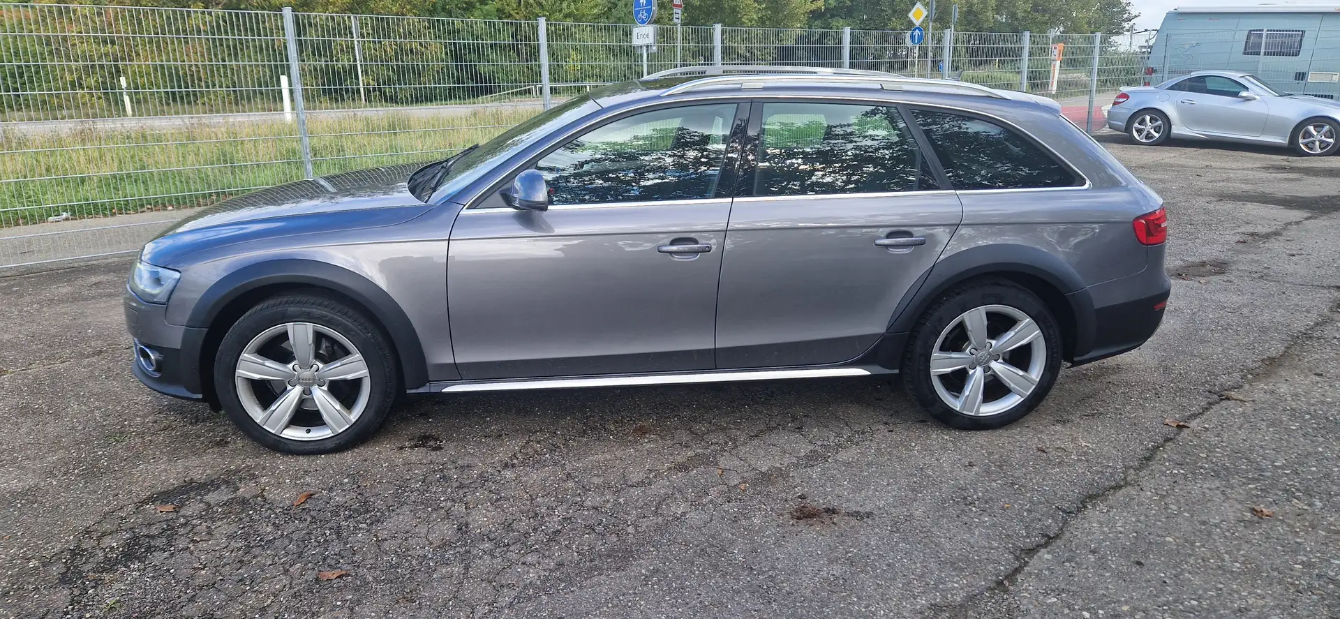 Audi A4 allroad A4 allroad quattro (clean die.) 3.0 TDI DPF S tron Gris - 2