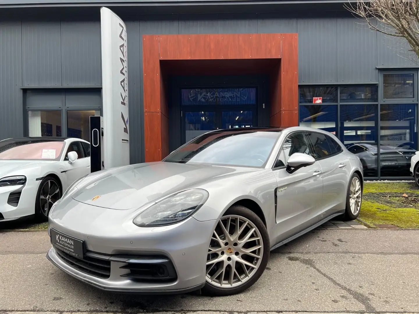 Porsche Panamera 4 E-Hyb. Sport Turis. #EDITION 10 Jahre Argento - 1