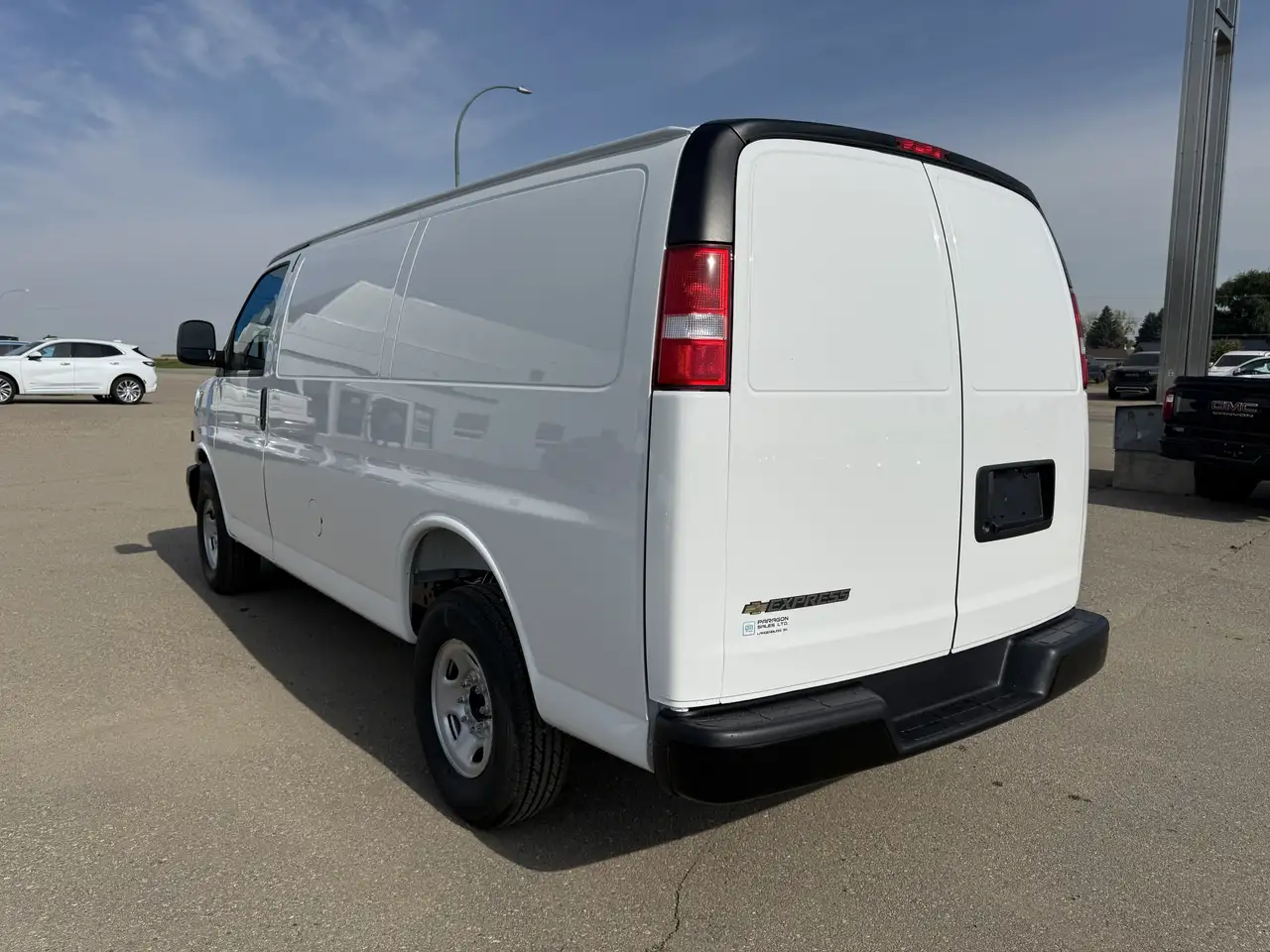 Chevrolet Express 2500 снимка Chevrolet Express 2500