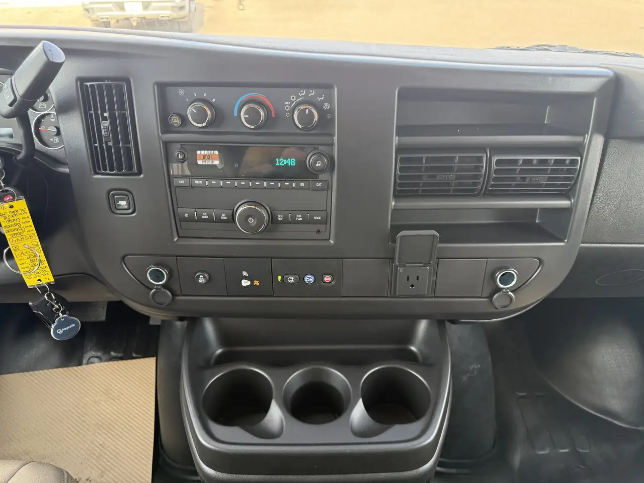 Chevrolet Express 2500 снимка Chevrolet Express 2500
