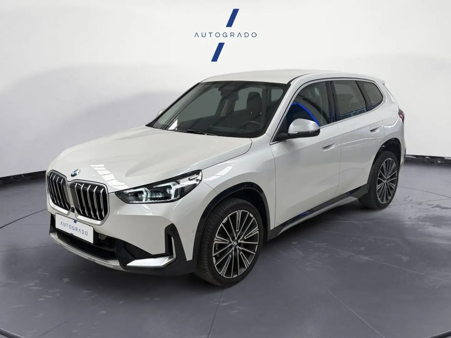 BMW X1 sDrive 18iA Blanco - 1