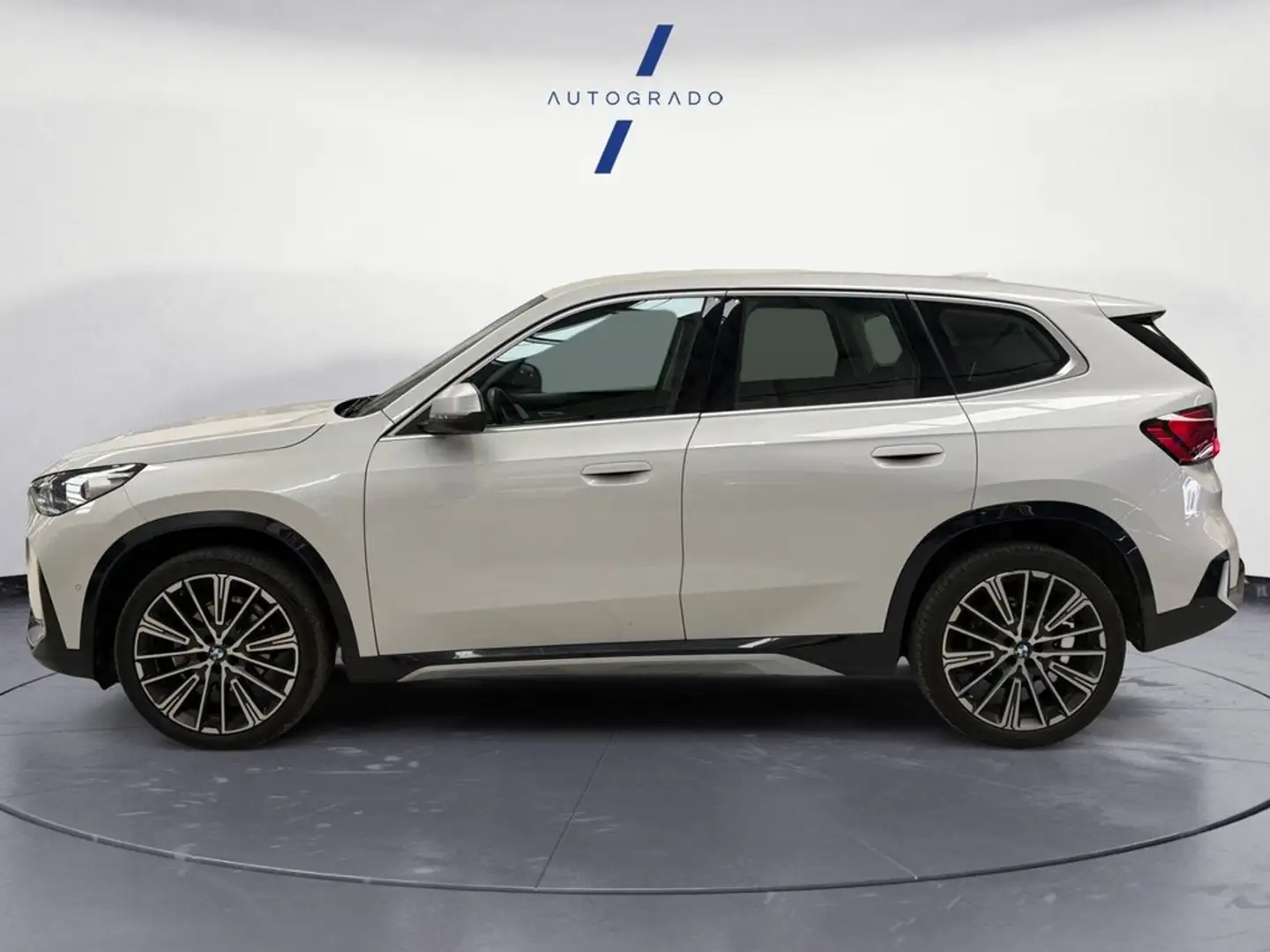 BMW X1 sDrive 18iA Blanco - 2