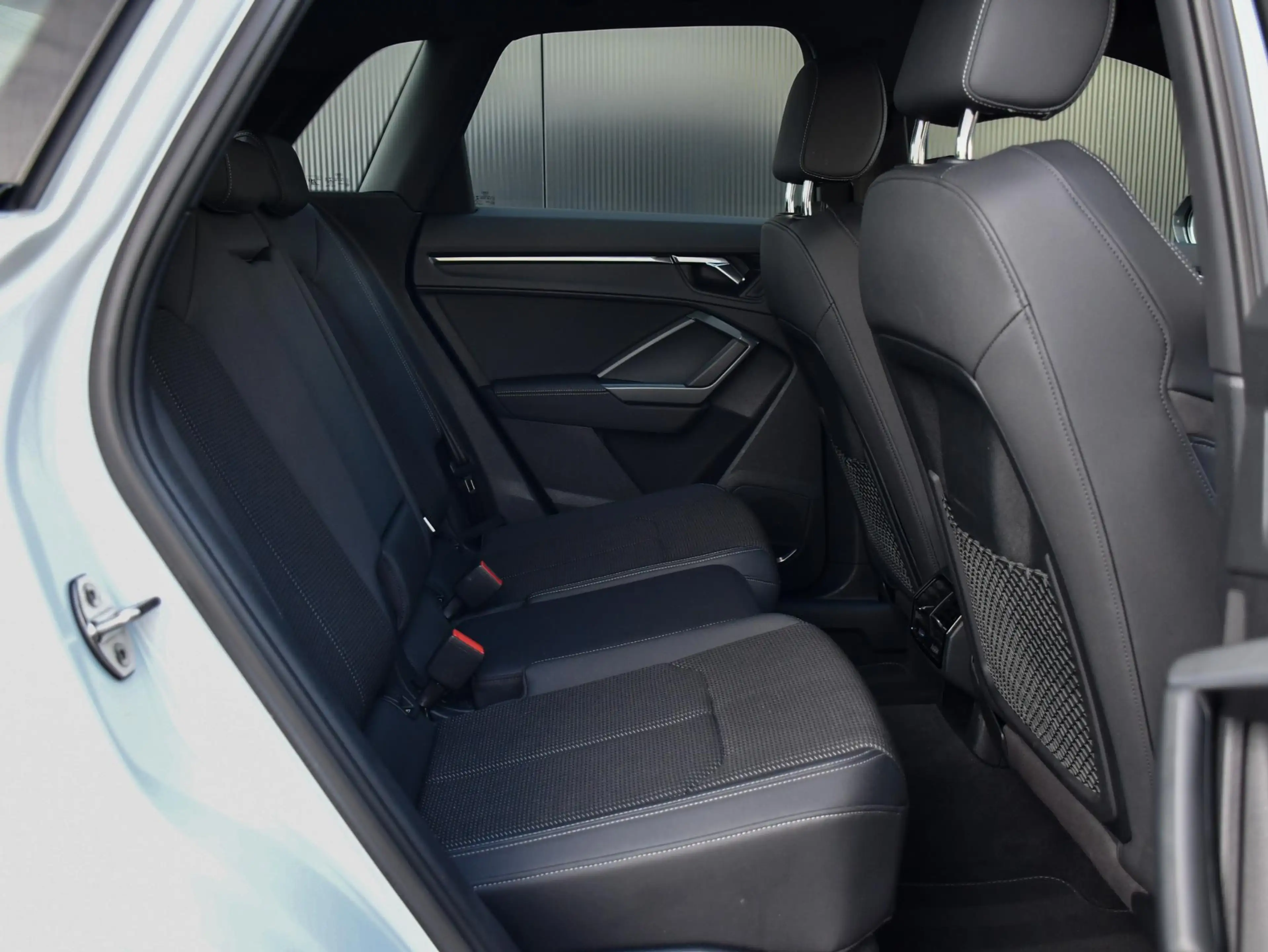 Audi Q3 40 TFSI quattro Pro Line S l S-line l Trekhaak l B — photo 9