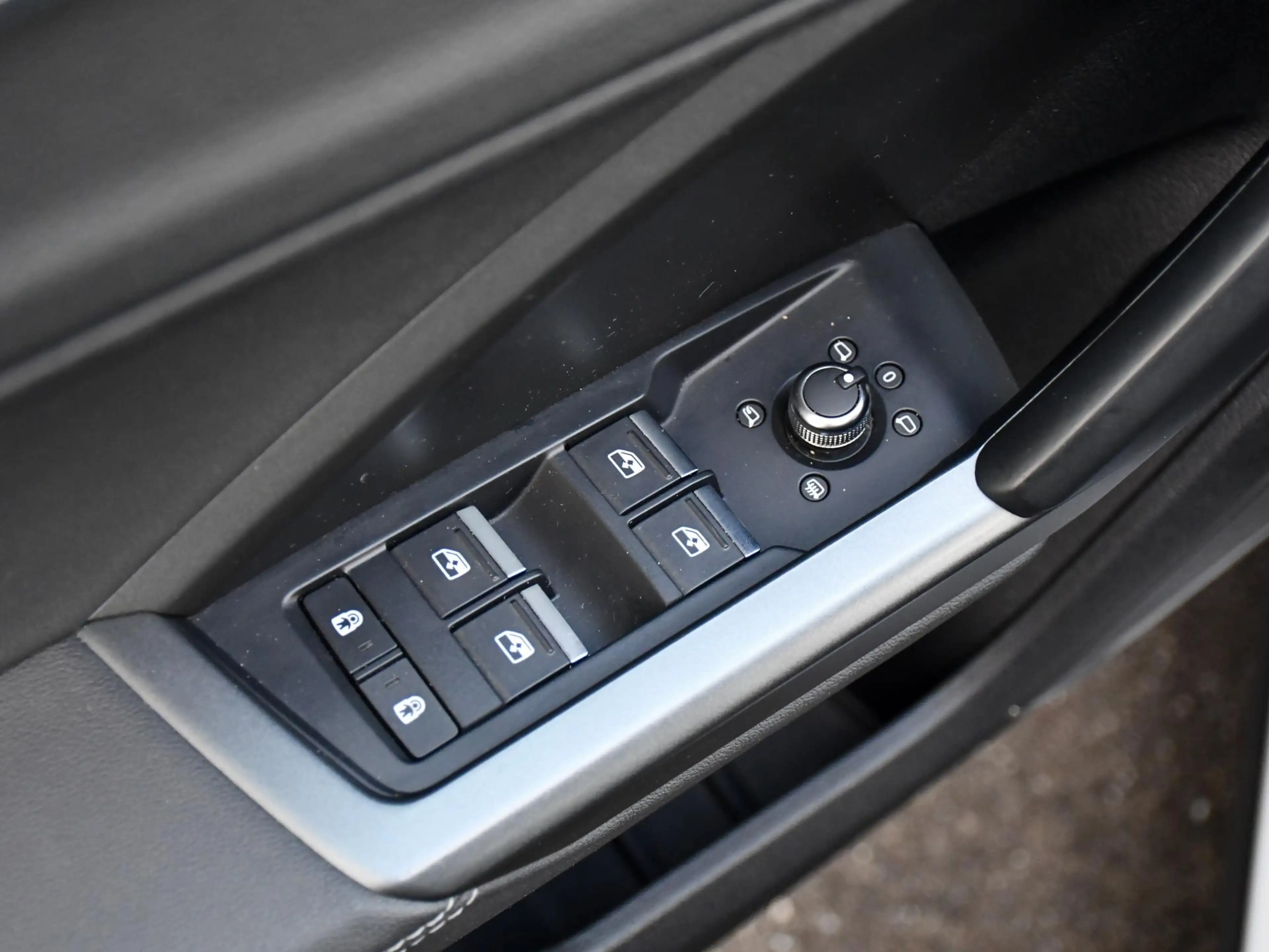 Audi Q3 40 TFSI quattro Pro Line S l S-line l Trekhaak l B — photo 28