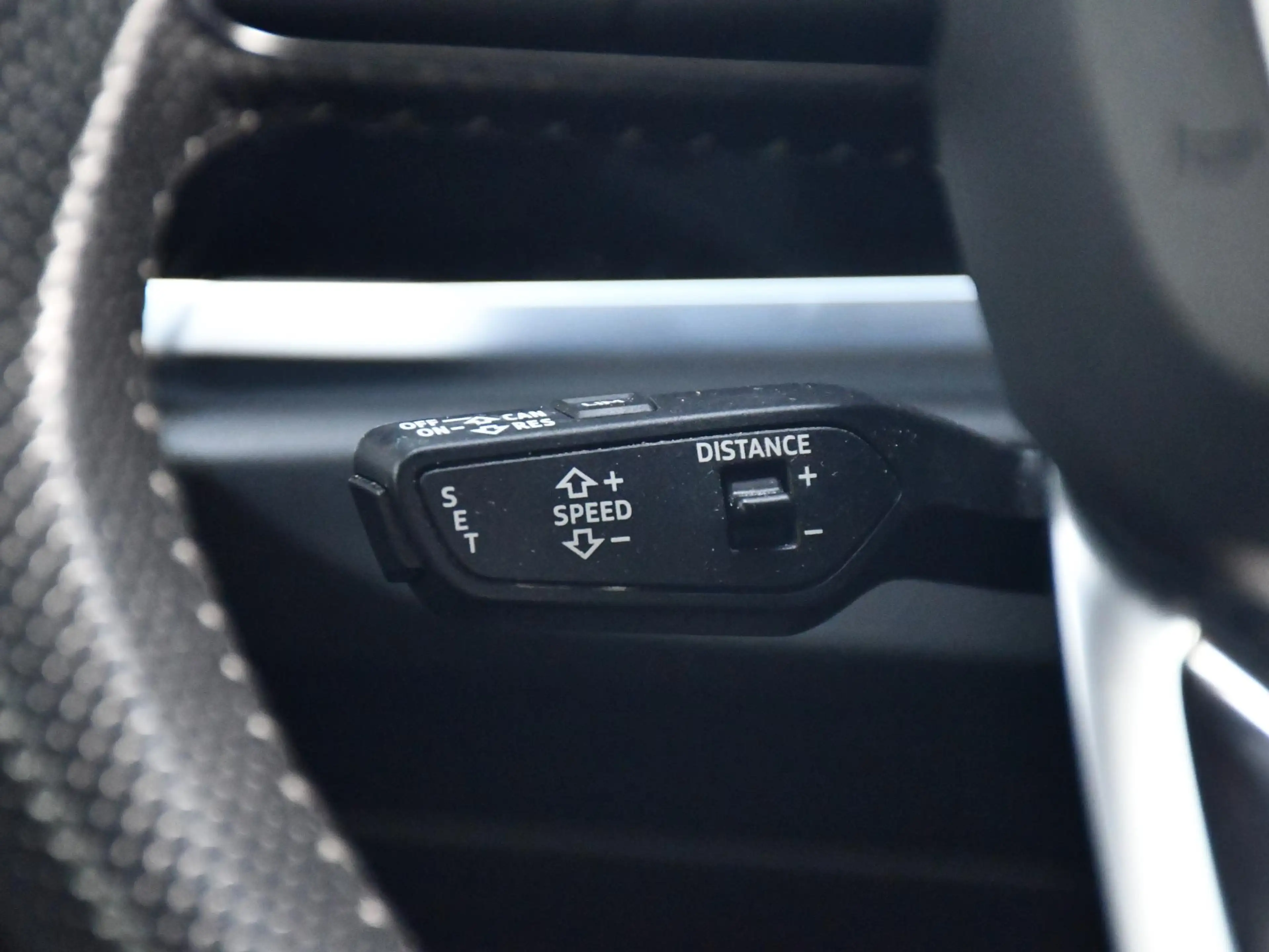 Audi Q3 40 TFSI quattro Pro Line S l S-line l Trekhaak l B — photo 18