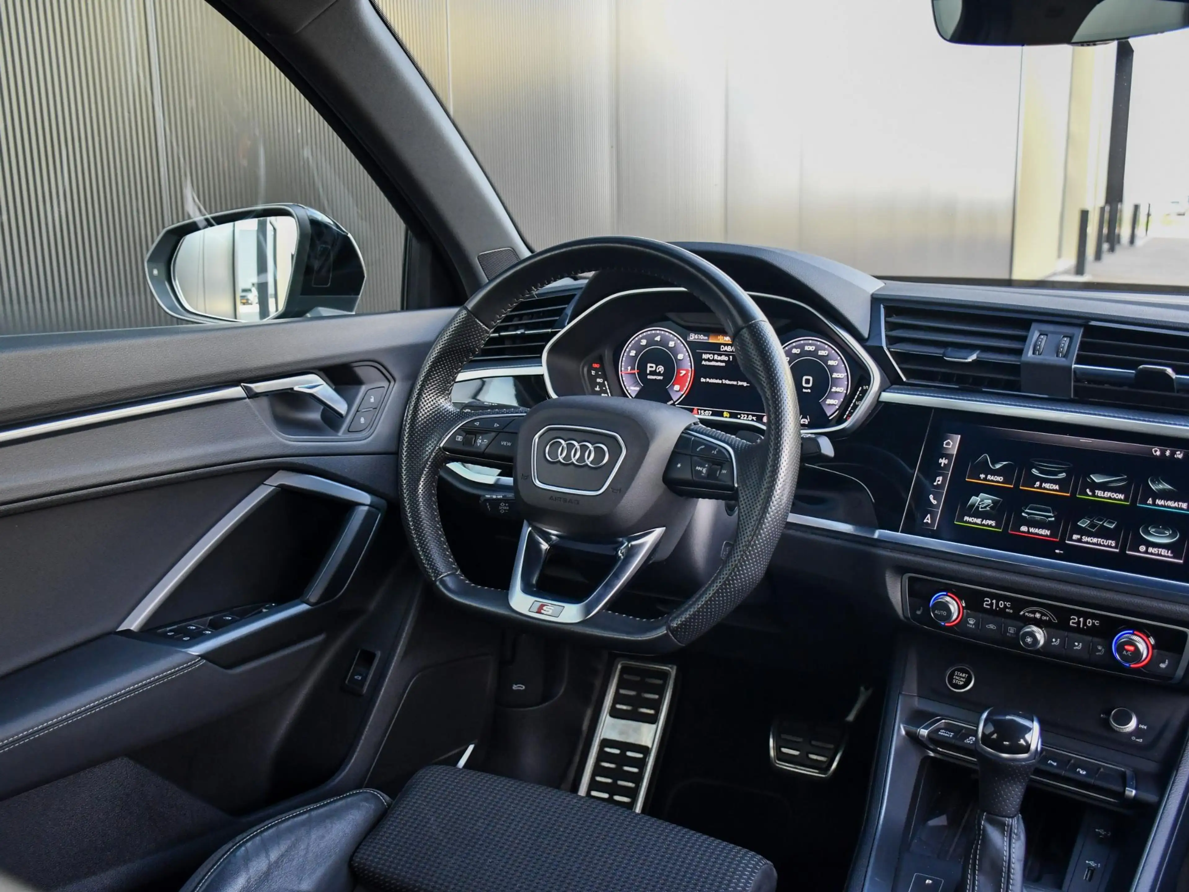 Audi Q3 40 TFSI quattro Pro Line S l S-line l Trekhaak l B — photo 10