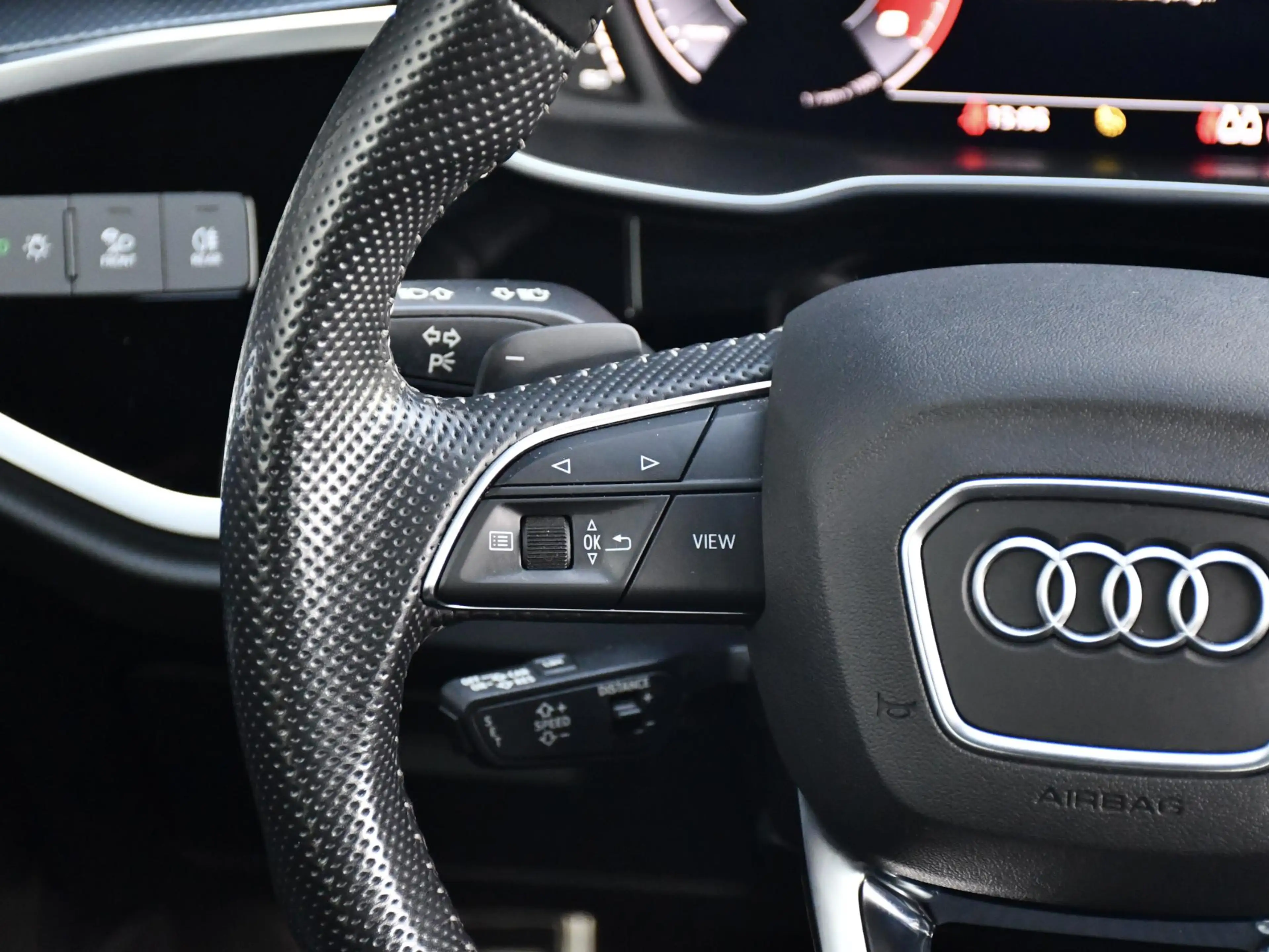 Audi Q3 40 TFSI quattro Pro Line S l S-line l Trekhaak l B — photo 14
