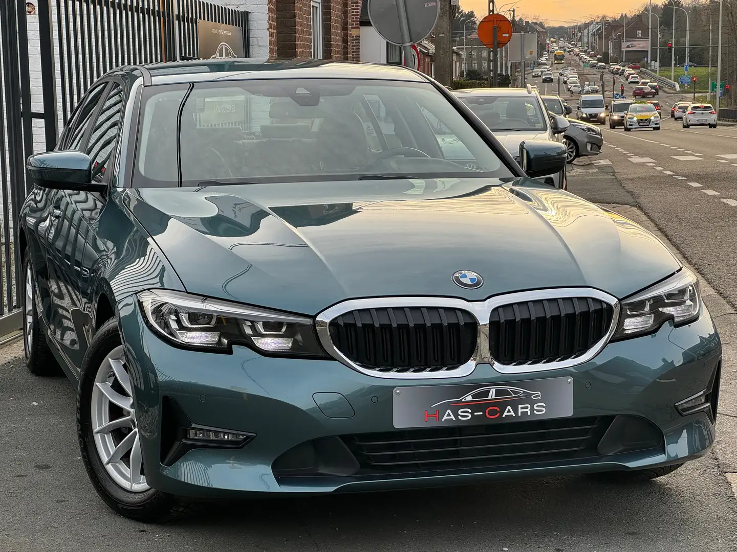 BMW 318 d 48.760Km ( Business Pack ) Modèle 2020 Zöld - 1