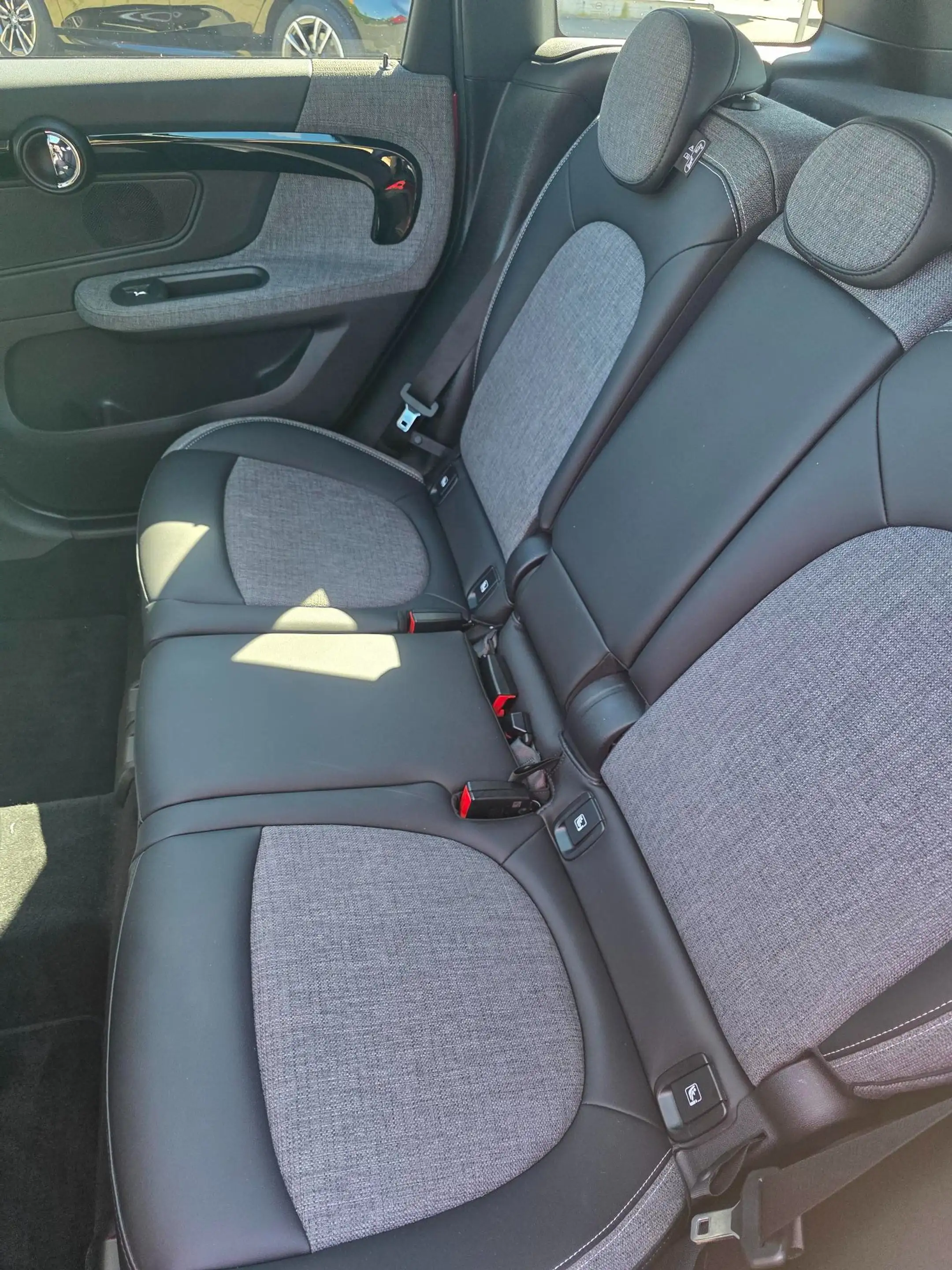 MINI Cooper S Countryman Cooper S Classic Trim/PANO/RFK/HuD/NAVI/LED — photo 7