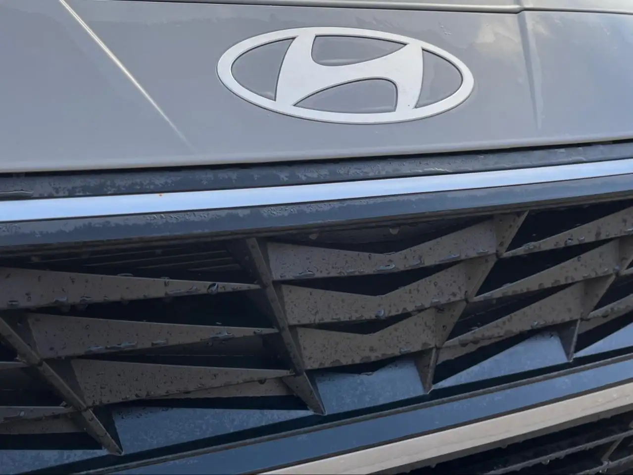 Hyundai ELANTRA снимка Hyundai ELANTRA