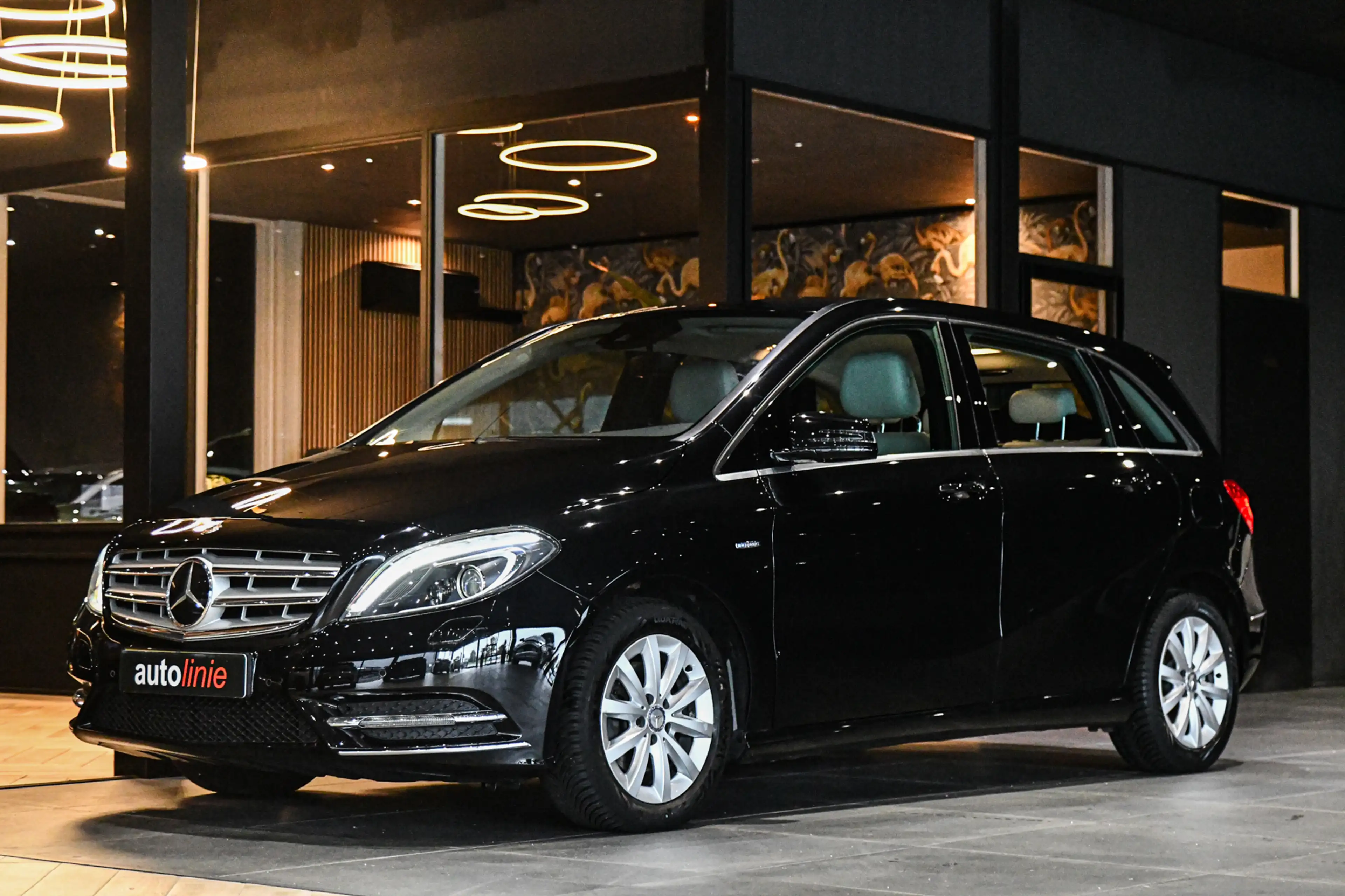 Mercedes-Benz B 200 Prestige, Camera, Leder, LED, Stoelverw, Cruise, C — photo 3
