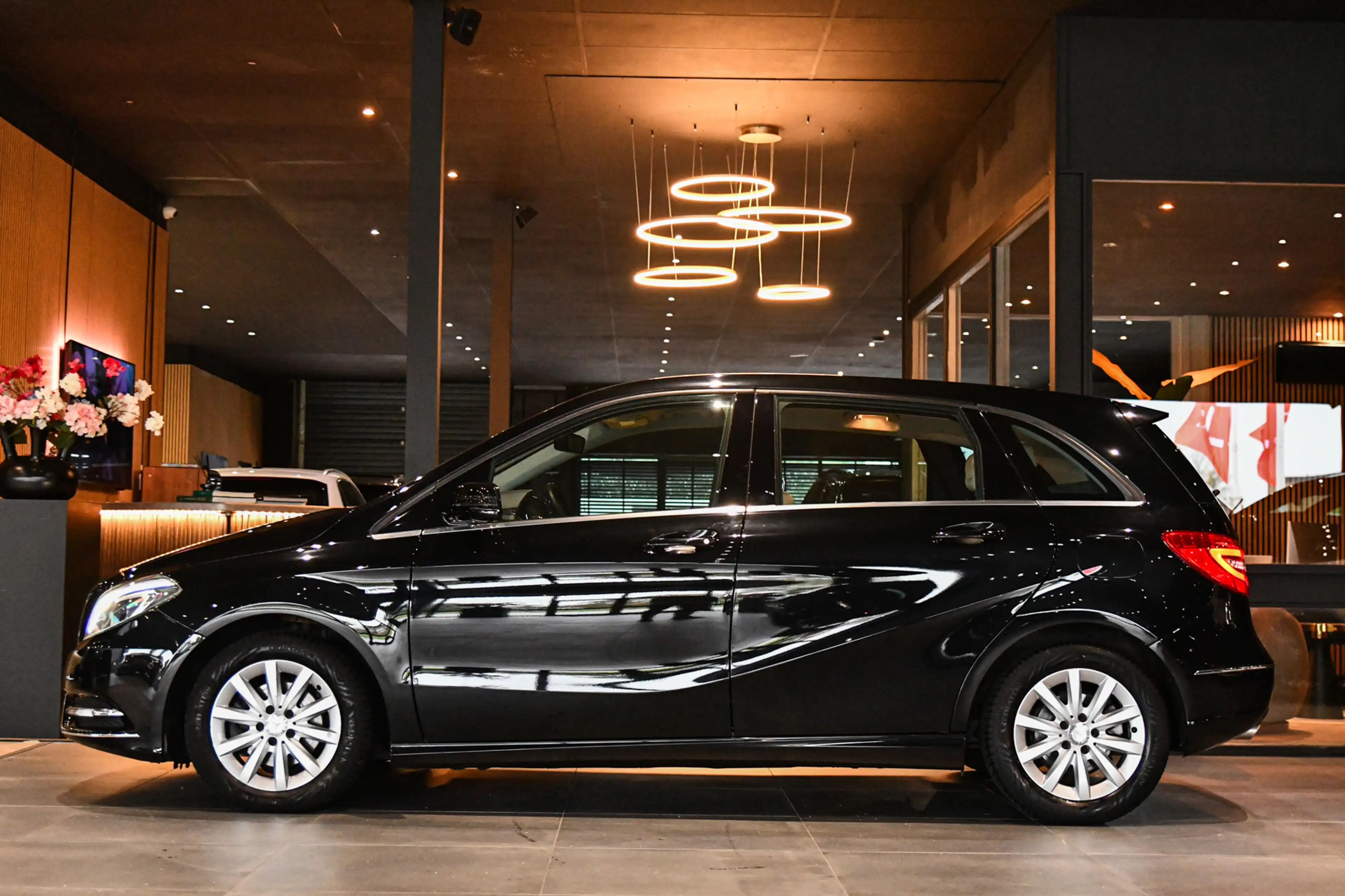 Mercedes-Benz B 200 Prestige, Camera, Leder, LED, Stoelverw, Cruise, C — photo 5
