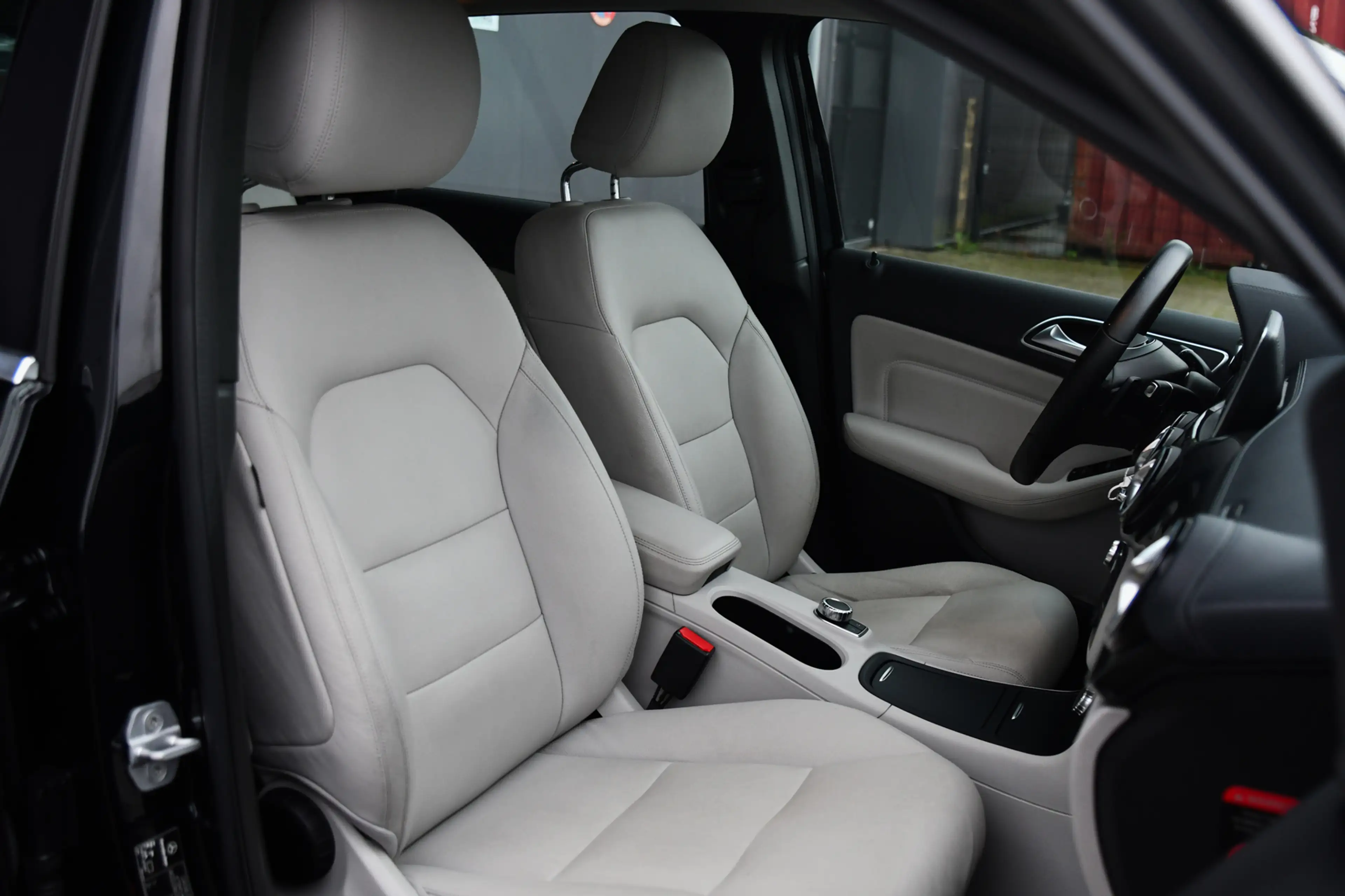 Mercedes-Benz B 200 Prestige, Camera, Leder, LED, Stoelverw, Cruise, C — photo 15