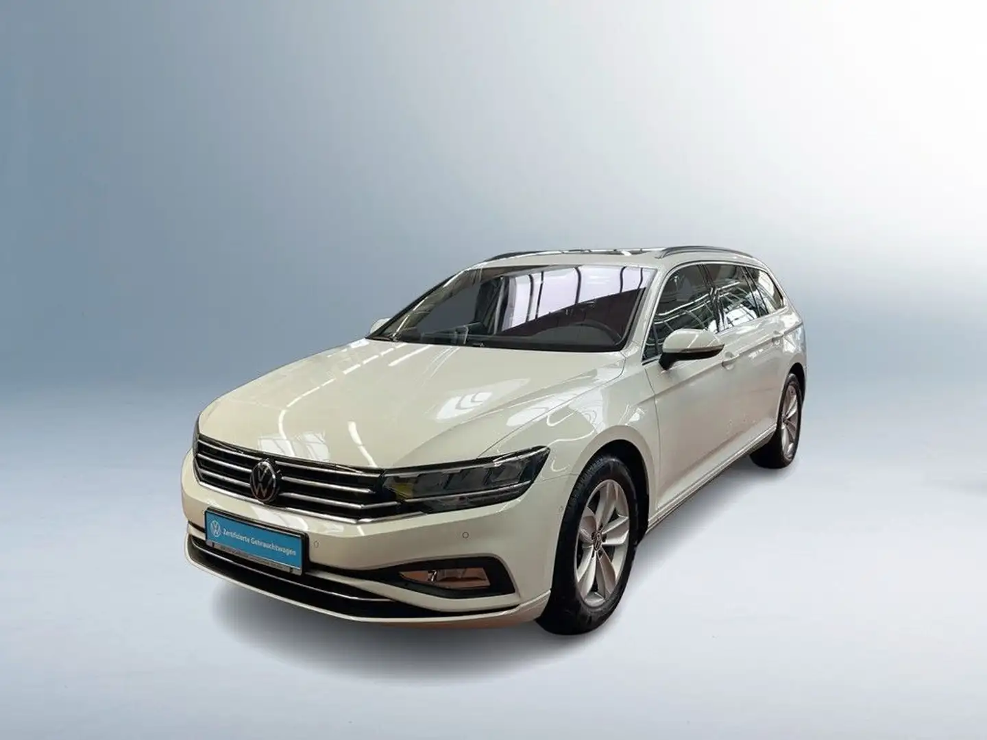 Volkswagen Passat Variant 2.0 TDI DSG 4Motion Business AHK Wit - 2