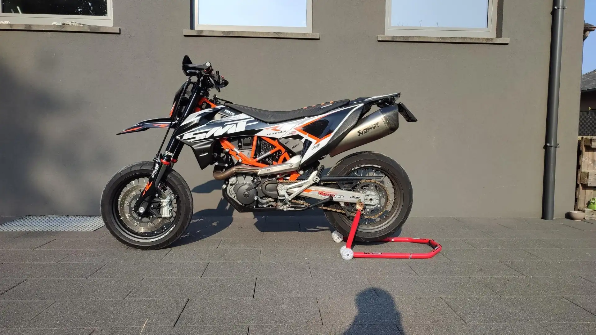 KTM 690 SMC R Orange - 2