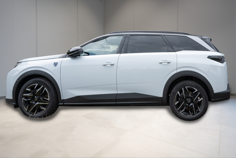 Peugeot 5008 GT HYBRID 145 e-DSC6 — photo 4