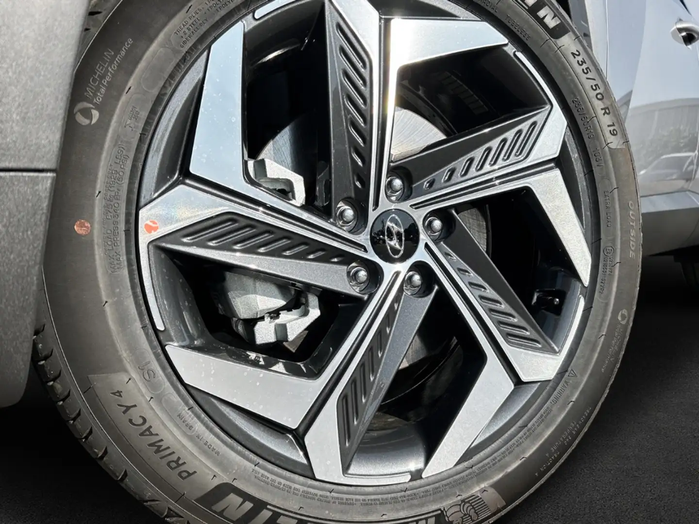 Hyundai TUCSON Plug-In Hybrid 4WD 1.6 T-GD Argent - 2