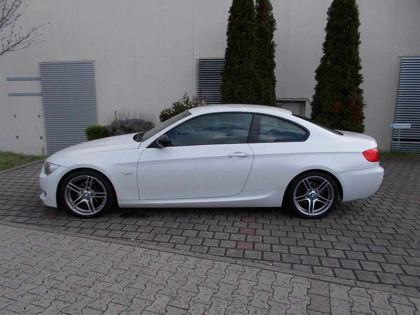 BMW 318 Coupe 318i. EDITION/ M-SPORTPAKET ! 161.000 KM ! White - 1