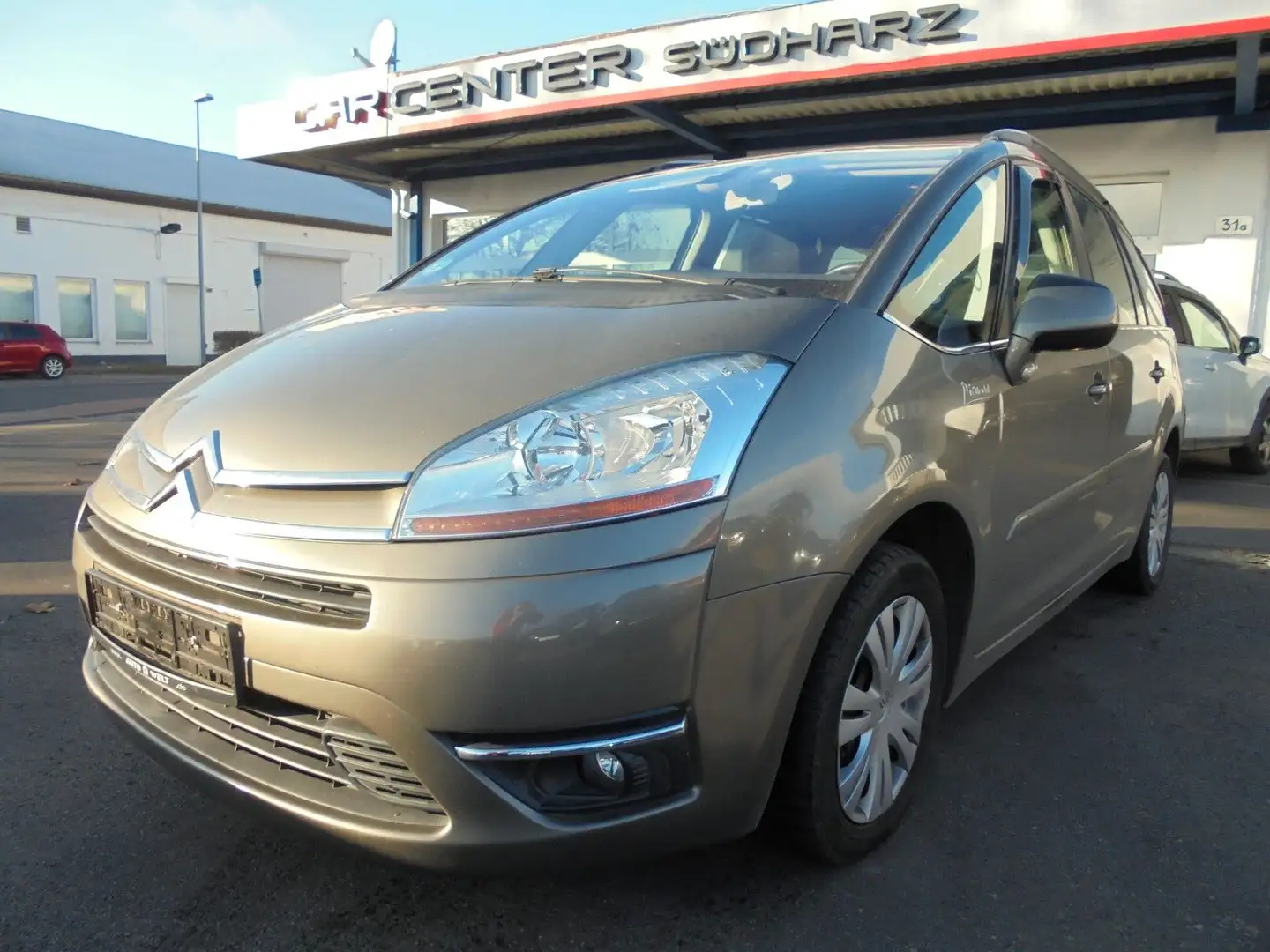 Citroen Grand C4 Picasso Tendance Braun - 1