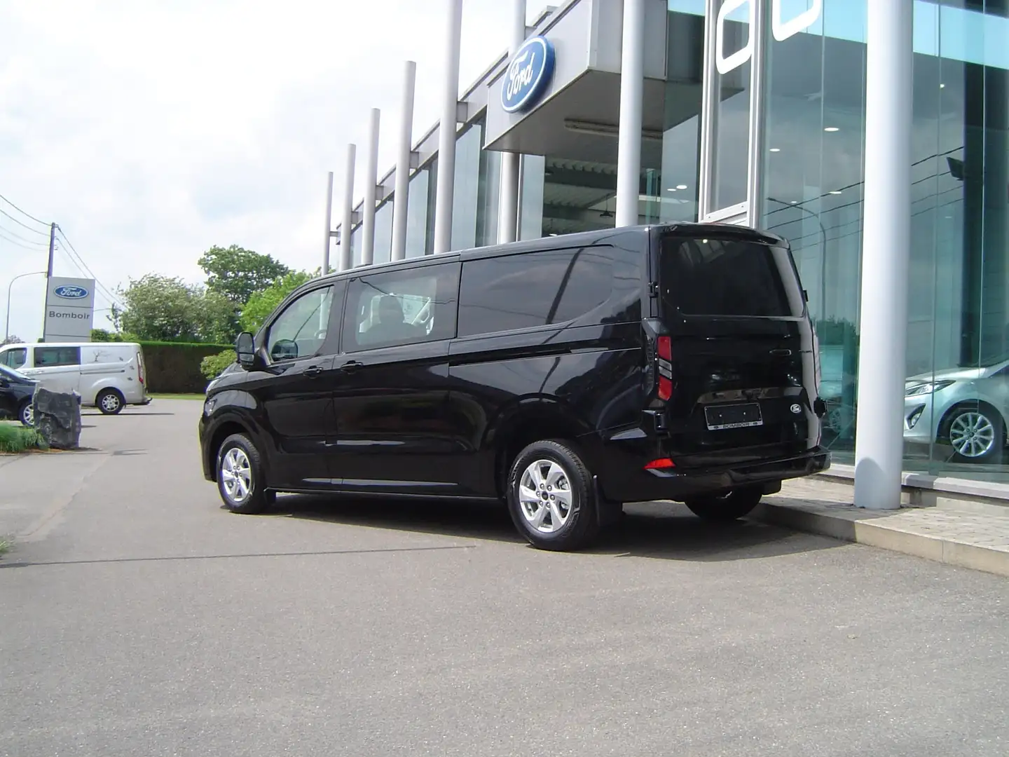 Ford Transit Custom LIMITED MULTI-USE 320L 5 PLACES Negro - 2