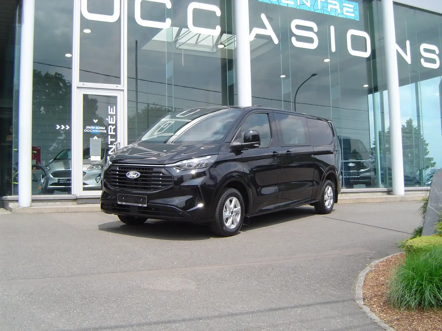 Ford Transit Custom LIMITED MULTI-USE 320L 5 PLACES Negro - 1