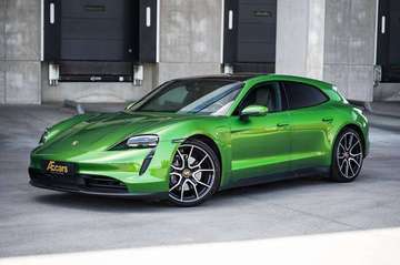 SPORT TURISMO / MAMBA GREEN / INNO DRIVE / 1 OWNER / VAT / CHALK INTERIOR / BELGIAN