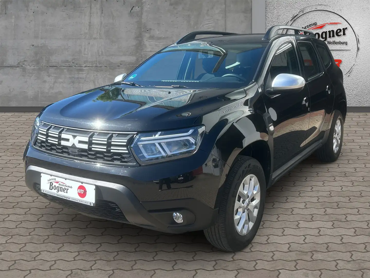 Dacia Duster Expression Navi Kam Temp DAB SHZ elek. Fenster Schwarz - 1