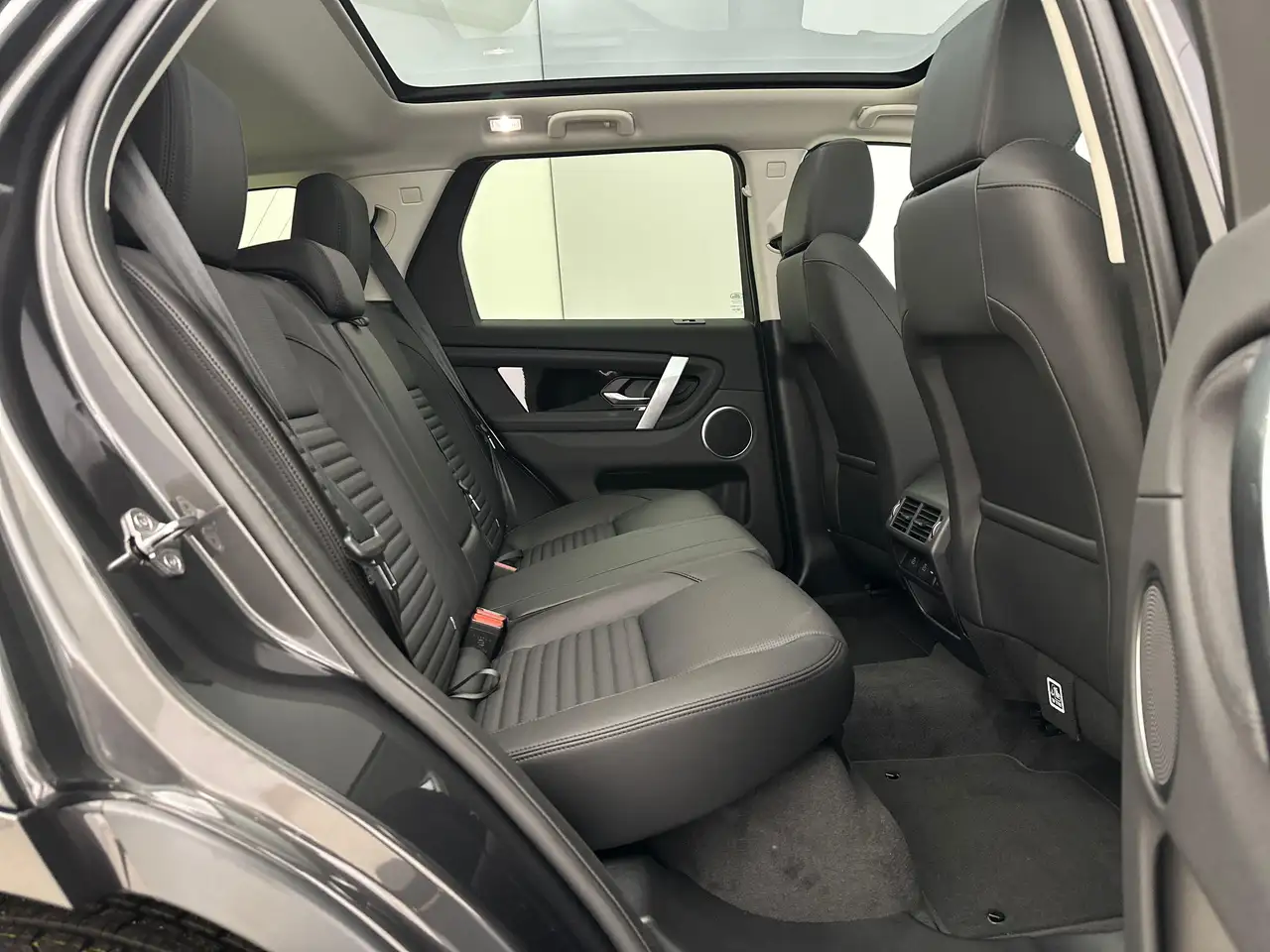 Land Rover Discovery Sport 2026
